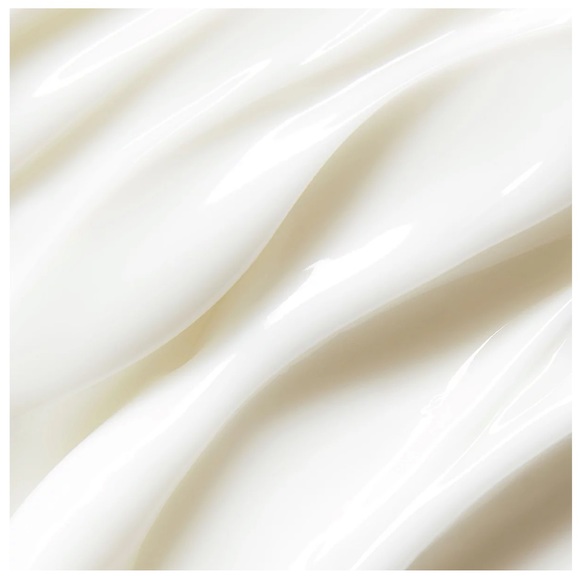 St. Tropez Gradual Tan Classic Daily Firming Lotion - Picture 2 of 2